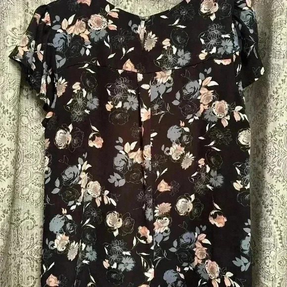 Twine & String Floral Blouse - Picture 2 of 2